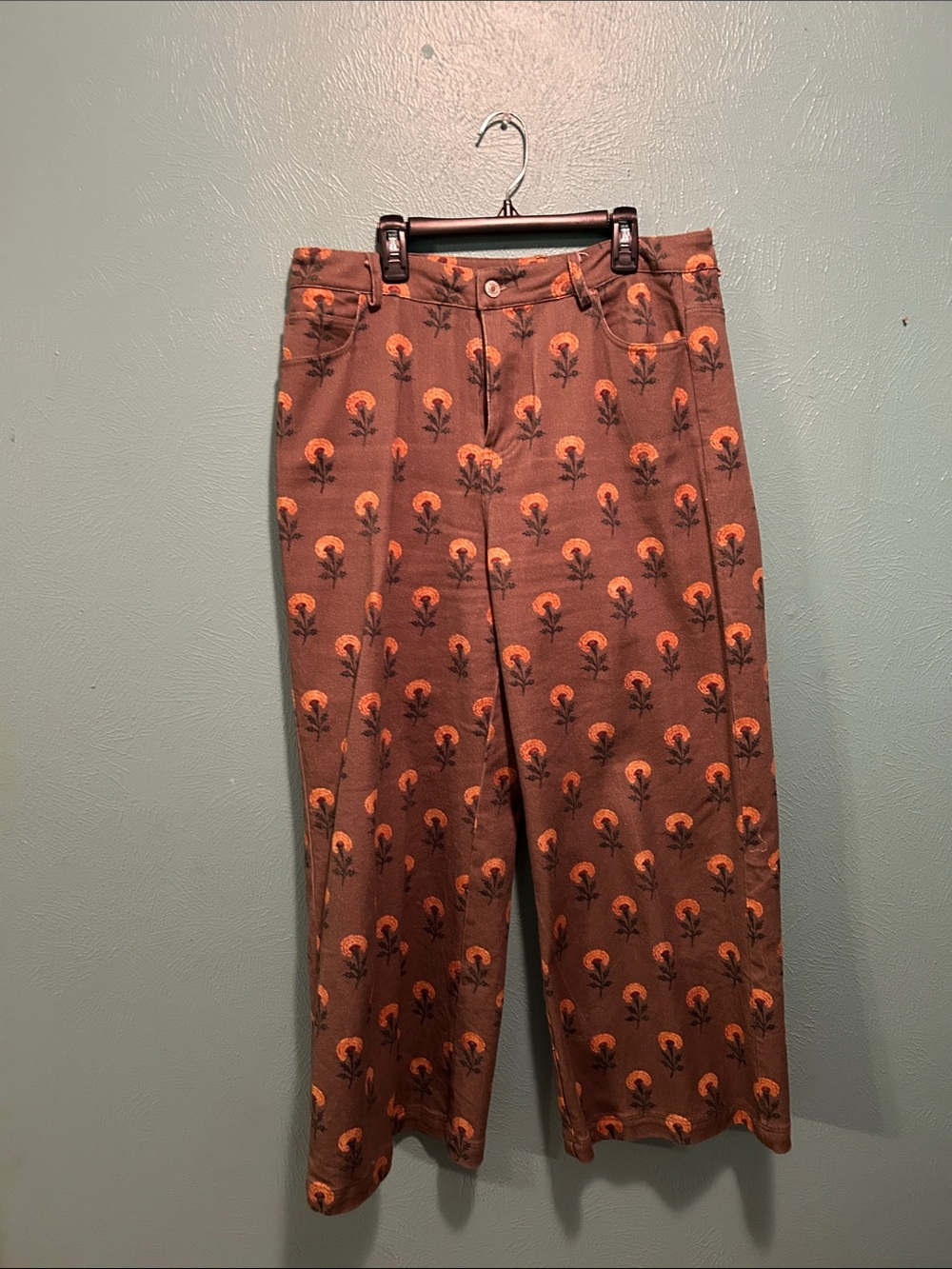 entro Brown Wide-Leg Pants with Orange Floral Motif